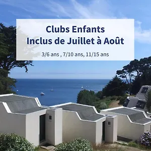 Village Des Grenats , Groix France